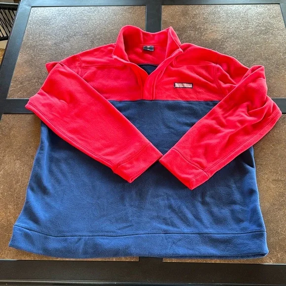 Vineyard Vines Fleece Pullover - Picture 1 of 8